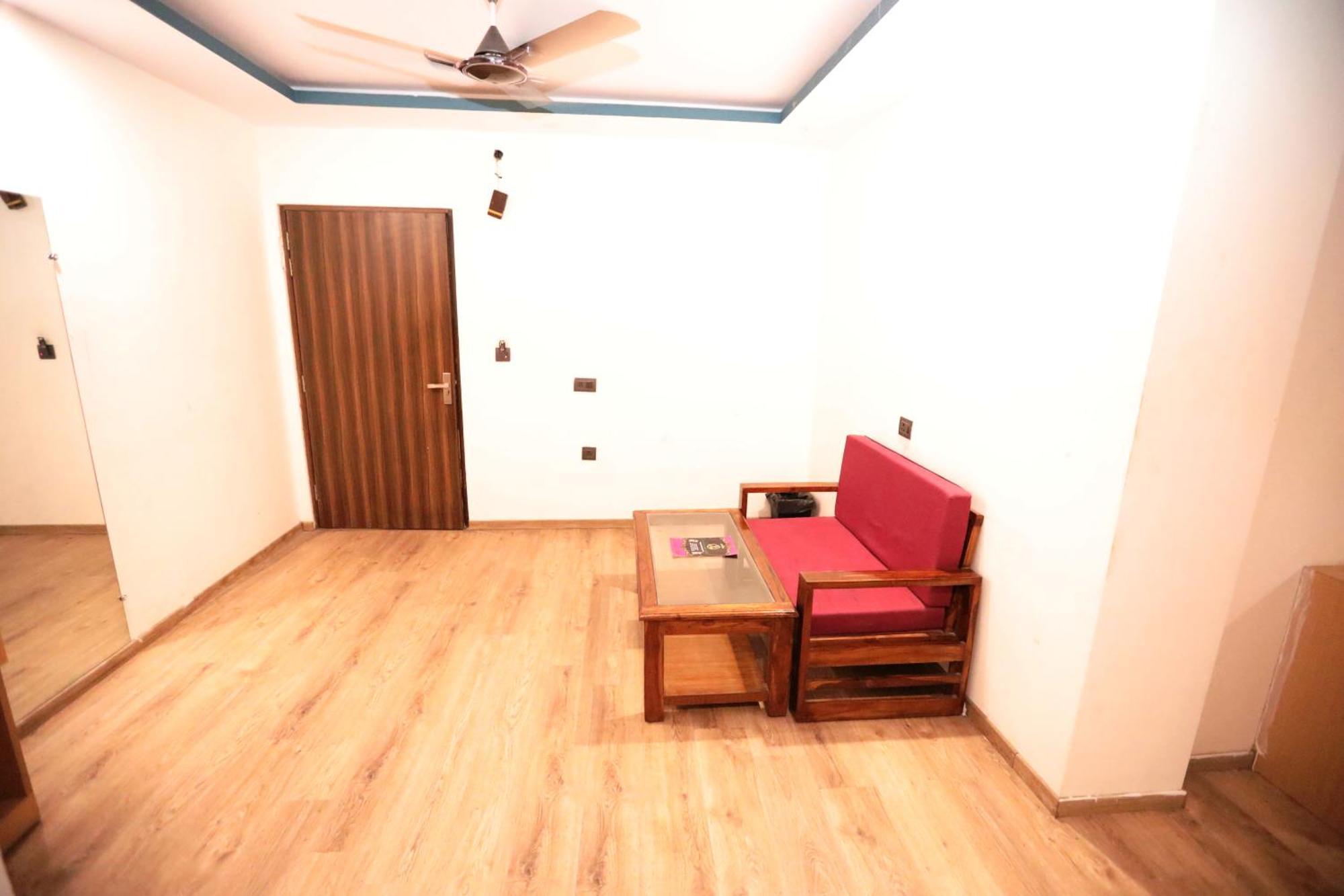 Hotel Noida Grand Sec 58 Kültér fotó